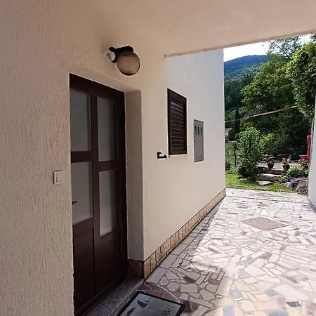 Apartment Miro- 5 Km From Opatija *