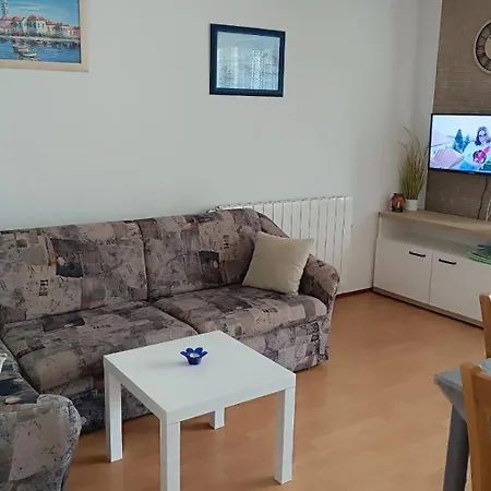 아파트 Miro- 5 Km From Opatija *