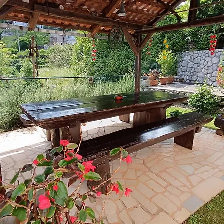 아파트 Miro- 5 Km From Opatija *